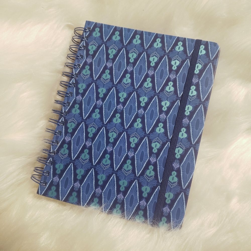 Posh Organized Living Aug 2019 - Dec 2020 Planner